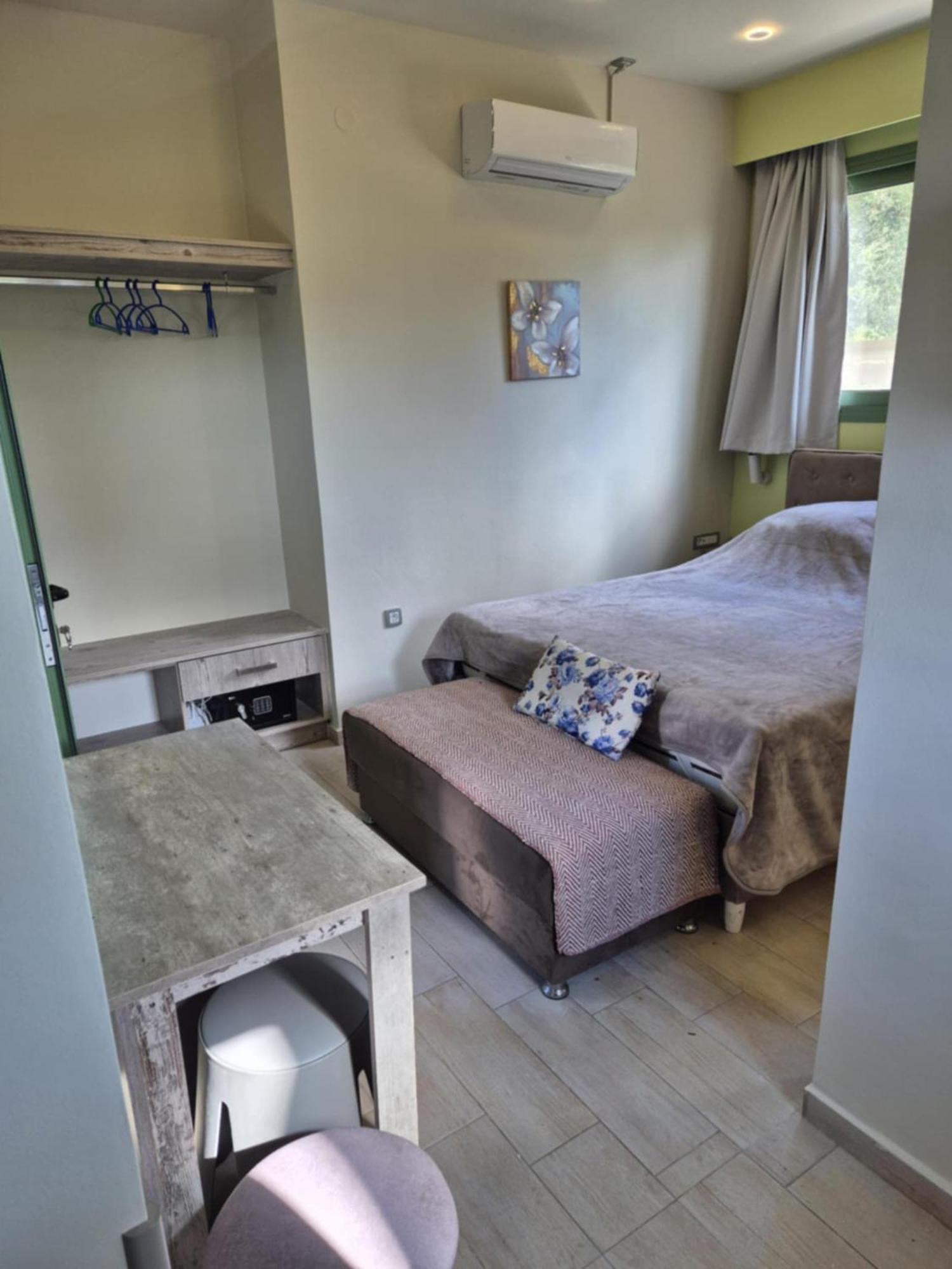 Tzogias Apartments Nonna Studio ラッシ エクステリア 写真